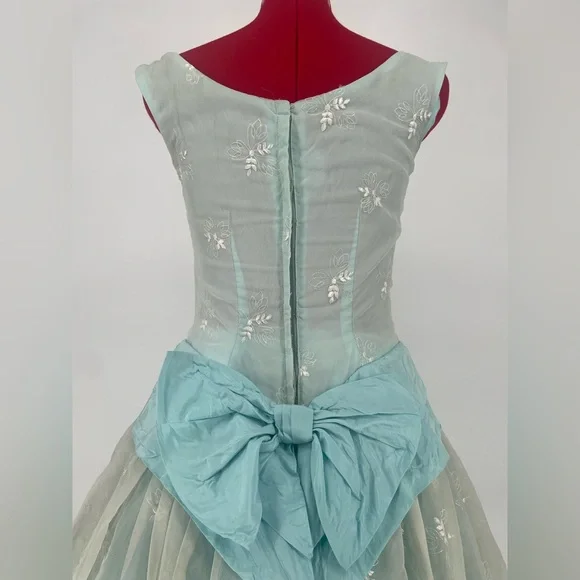 Light Blue 1950s-1960s Fit & Flare Party Dress W/ Bow Back & Embroidered Chiffon - Picture 7 of 16